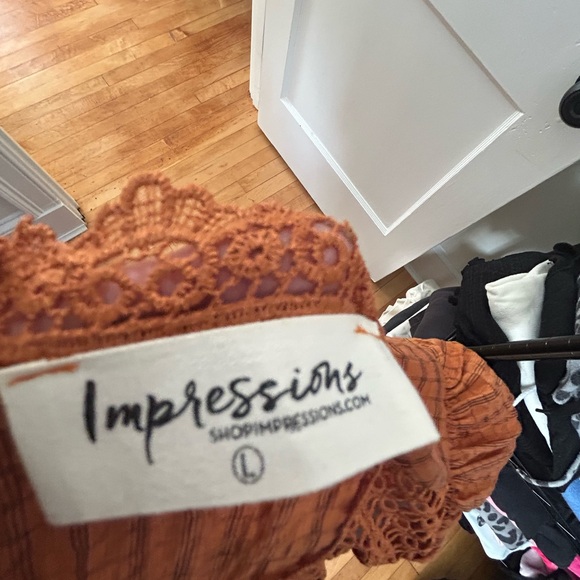 Cute puff sleeve top - Picture 2 of 2